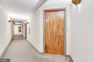 955 NW 26th Street NW, Washington, DC 20037 - Photo 22