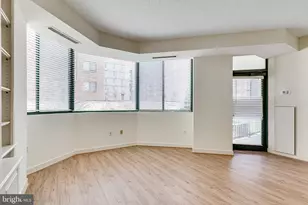 955 NW 26th Street NW, Washington, DC 20037 - Photo 32