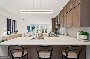 32 Kings Ct SE, Washington, DC 20003 - Photo 6