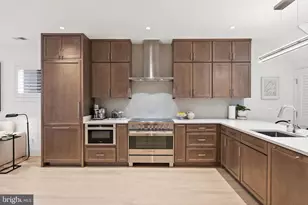 32 Kings Ct SE, Washington, DC 20003 - Photo 12