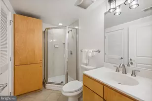 1117 10th St NW, Washington, DC 20001 - Photo 12