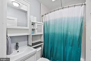 2422 2nd St NE, Washington, DC 20002 - Photo 24