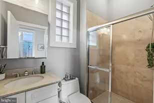 2380 Champlain St NW, Washington, DC 20009 - Photo 22