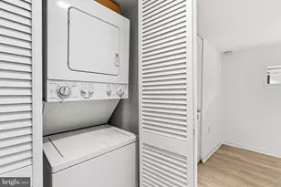 1438 Meridian Pl NW, Washington, DC 20010 - Photo 18