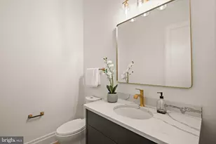 5022 Cathedral Ave NW, Washington, DC 20016 - Photo 18