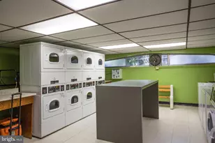 922 24th St NW, Washington, DC 20037 - Photo 24