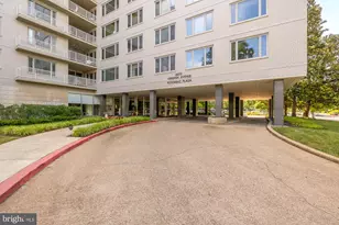 2475 Virginia Ave NW, Washington, DC 20037 - Photo 22