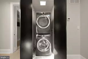 1719 Corcoran St NW, Washington, DC 20009 - Photo 42