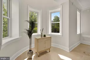 1719 Corcoran St NW, Washington, DC 20009 - Photo 24