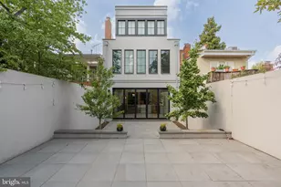 639 E St SE, Washington, DC 20003 - Photo 44