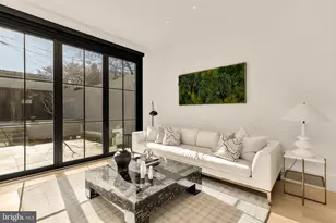 639 E St SE, Washington, DC 20003 - Photo 16