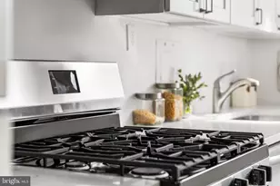 4000 Tunlaw Rd NW, Washington, DC 20007 - Photo 10