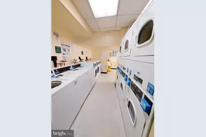 1727 Massachusetts Avenue NW #211, Washington, DC 20036 - Photo 10