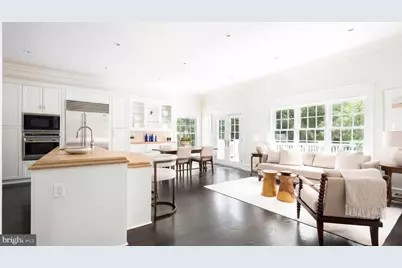 2913 University Terrace NW, Washington, DC 20016 - Photo 8