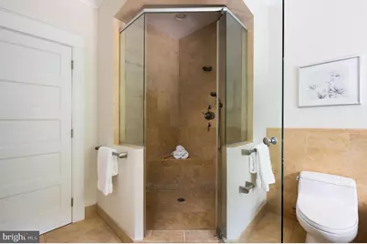 2913 University Terrace NW, Washington, DC 20016 - Photo 32