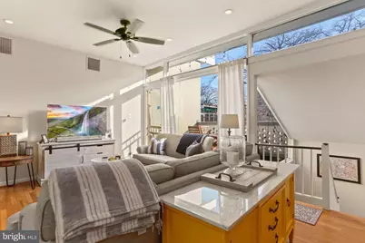 725 Delaware Avenue SW #218, Washington, DC 20024 - Photo 2