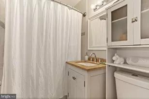 725 Delaware Ave SW, Washington, DC 20024 - Photo 12