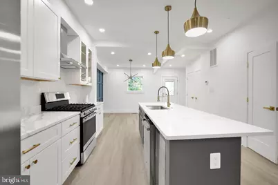 623 Longfellow Street NW, Washington, DC 20011 - Photo 4