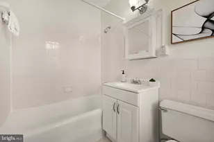 2456 20th St NW, Washington, DC 20009 - Photo 14