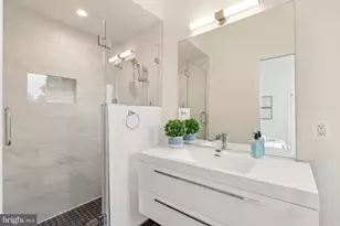 1214 Queen St NE, Washington, DC 20002 - Photo 26