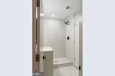 706 NW Longfellow Street NW, Washington, DC 20011 - Photo 28