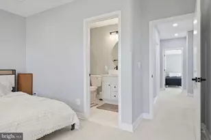 706 NW Longfellow Street NW, Washington, DC 20011 - Photo 36