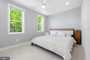 706 NW Longfellow Street NW, Washington, DC 20011 - Photo 32