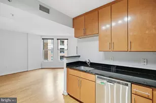 915 E St NW, Washington, DC 20004 - Photo 8