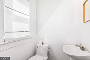 536 Peabody St NW, Washington, DC 20011 - Photo 12