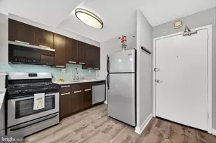 1101 3rd St SW, Washington, DC 20024 - Photo 10