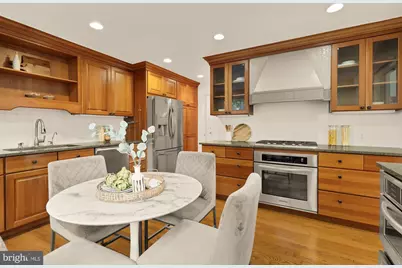 4257 Fordham Road NW, Washington, DC 20016 - Photo 8