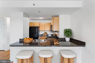 800 4th Street SW #S425, Washington, DC 20024 - Photo 10