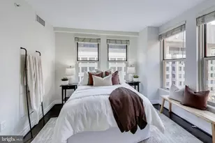 915 E St NW, Washington, DC 20004 - Photo 18