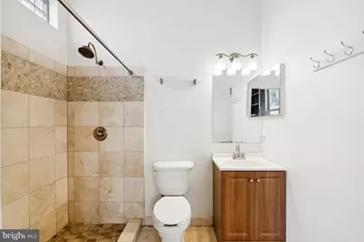 423 18th Street NE #7, Washington, DC 20002 - Photo 24