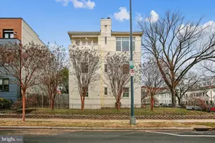 37 17th St SE, Washington, DC 20003 - Photo 36