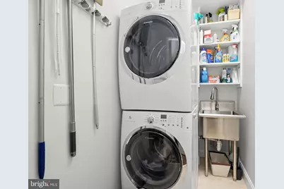 237 10th Street SE, Washington, DC 20003 - Photo 20