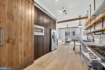 774 Girard Street NW #2W, Washington, DC 20001 - Photo 8