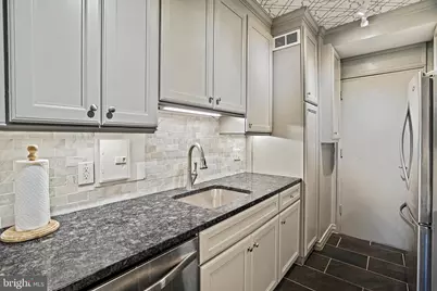 4740 Connecticut Avenue NW #404, Washington, DC 20008 - Photo 8