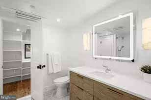 235 12th St SE, Washington, DC 20003 - Photo 14