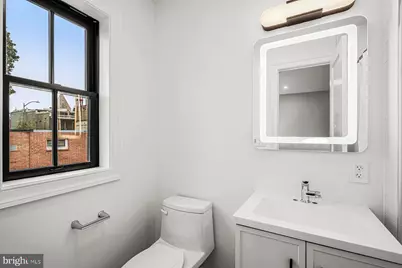 235 12th Street SE, Washington, DC 20003 - Photo 26