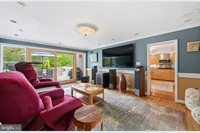 7041 31st Street NW, Washington, DC 20015 - Photo 8