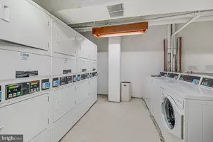 1545 18th St NW, Washington, DC 20036 - Photo 20