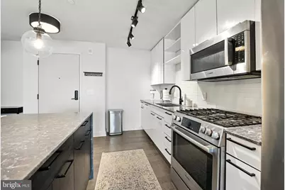 70 N St SE #N913, Washington, DC 20003 - Photo 6