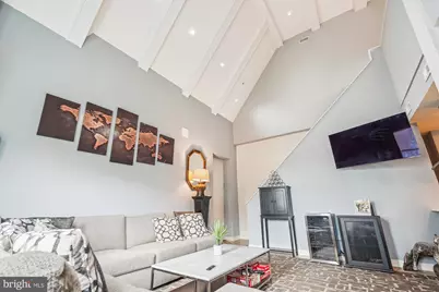 3240 Hiatt Place NW #4, Washington, DC 20010 - Photo 4