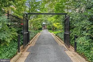 1661 Crescent Pl NW, Washington, DC 20009 - Photo 50