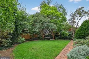 1661 Crescent Pl NW, Washington, DC 20009 - Photo 46