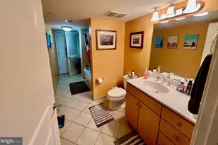 1117 10th St NW, Washington, DC 20001 - Photo 24