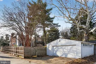 3811 Upton St NW, Washington, DC 20016 - Photo 32