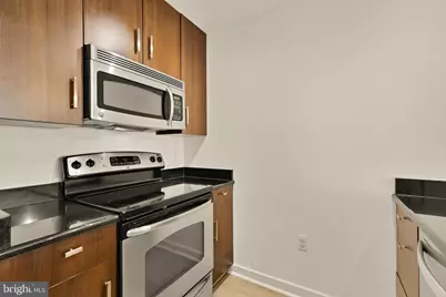 1423 Newton Street NW #204, Washington, DC 20010 - Photo 6