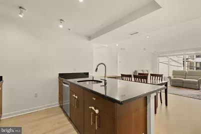 1423 Newton Street NW #204, Washington, DC 20010 - Photo 4